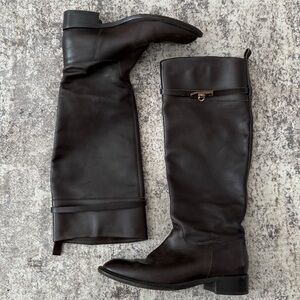 Salvatore Ferragamo - EUC